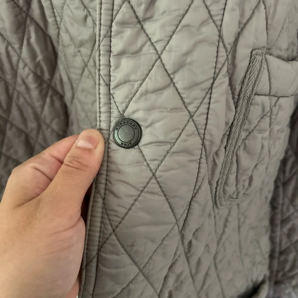 Burberry Quilted Men's Jacket in Herons (size XL) - Picture 7 of 14